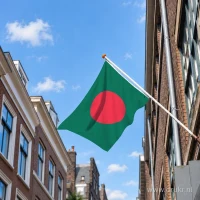 Vlag van Bangladesh aan een gevelstok
