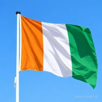 Ivoriaanse vlag aan een mast