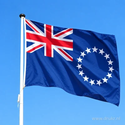 Vlag van Cookeilanden wapperend aan een verticale witte mast
