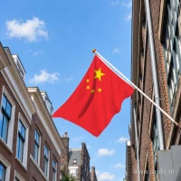 Chinese vlag aan een gevelstok
