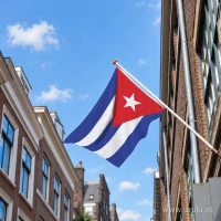 Cubaanse vlag aan een gevelstok