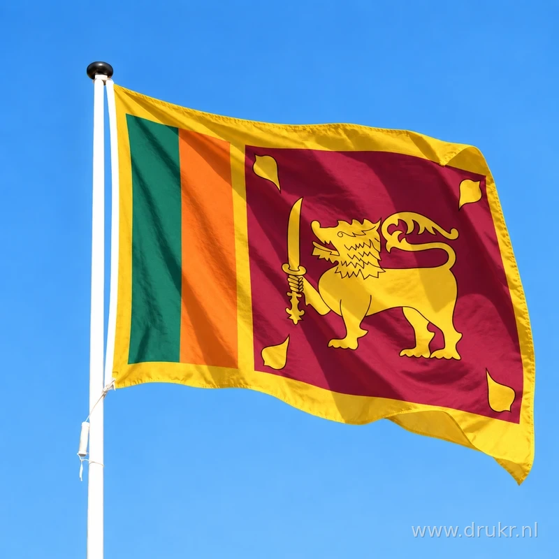 Vlag van Sri Lanka wapperend aan een verticale witte mast