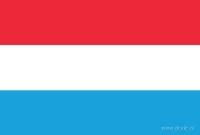 De Luxemburgse vlag heeft drie even brede horizontale banen: rood boven, wit in het midden en lichtblauw onder.