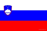 De Sloveense vlag heeft witte, blauwe en rode horizontale banen met het Sloveense wapen bovenaan bij de hijszijde.