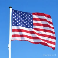 Amerikaanse vlag aan een mast
